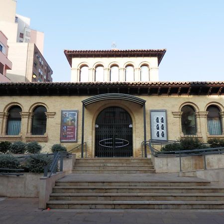 Apartamento Teatro Del Mercado Daire Zaragoza Dış mekan fotoğraf